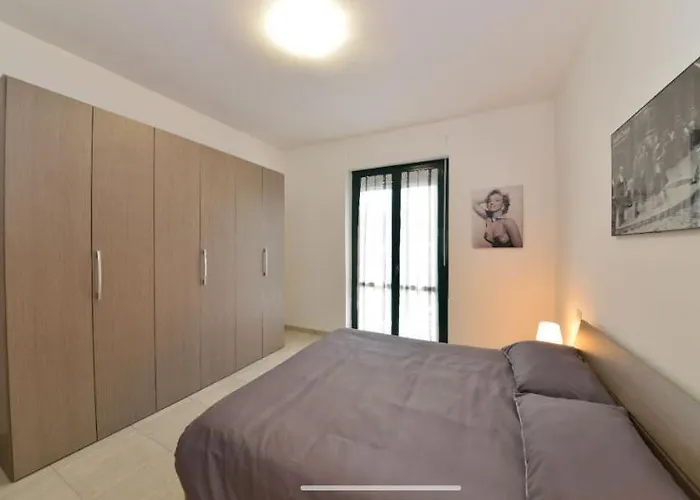 Fenix House بيت ضيافة فولينيو